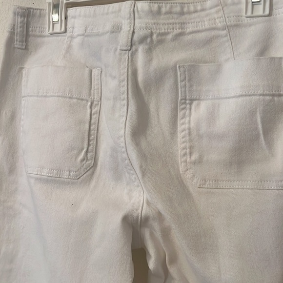 Axcess White denim jeans. - Picture 6 of 6
